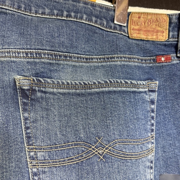 Lucky Brand Reese Boyfriend Jeans Womens Plus 24W Blue Denim Cropped Tapered Leg - Picture 7 of 11